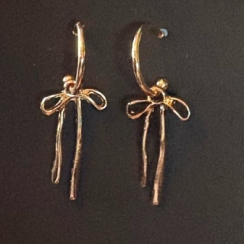 ♥️💖 Gold Coquette Bow & Hoop Earrings Holiday Glam Sparkle & Shine NWT